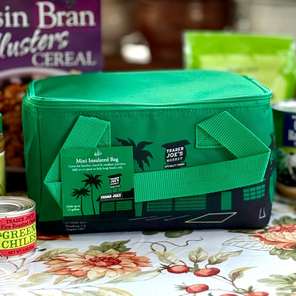 Trader Joe's Viral Emerald Green Mini Insulated Bag Lunch Bag Cooler School